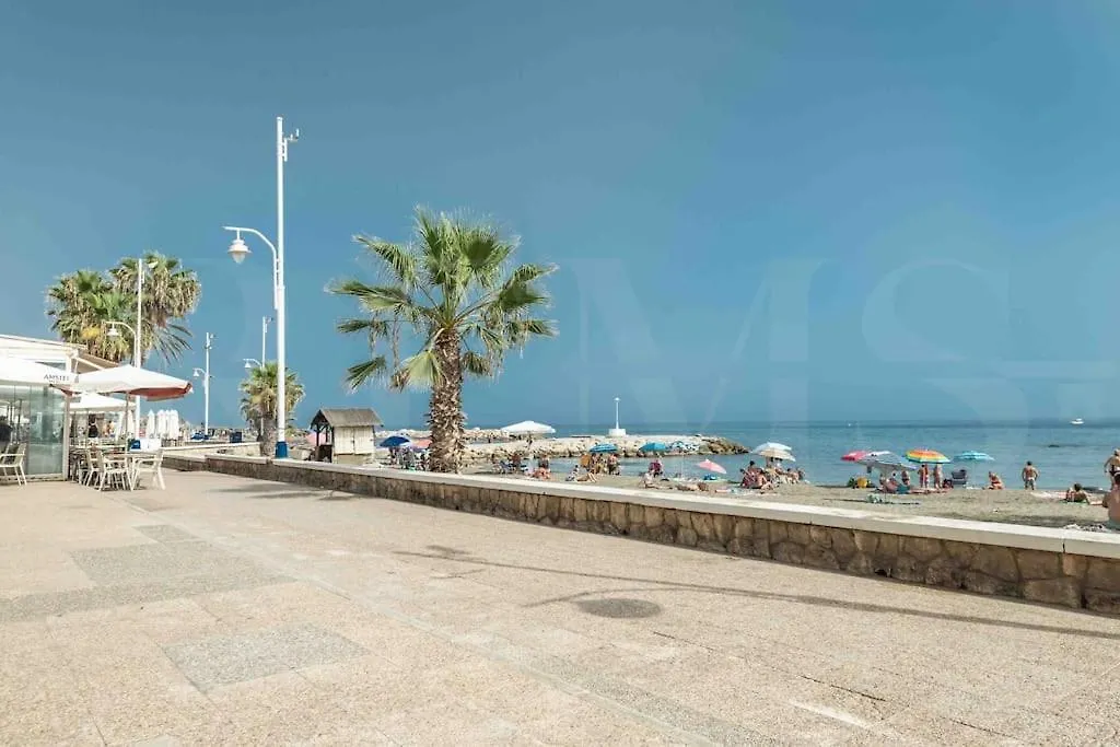 Swimming Pool & Terrace Near The Beach By Rems Торремолинос 0*,