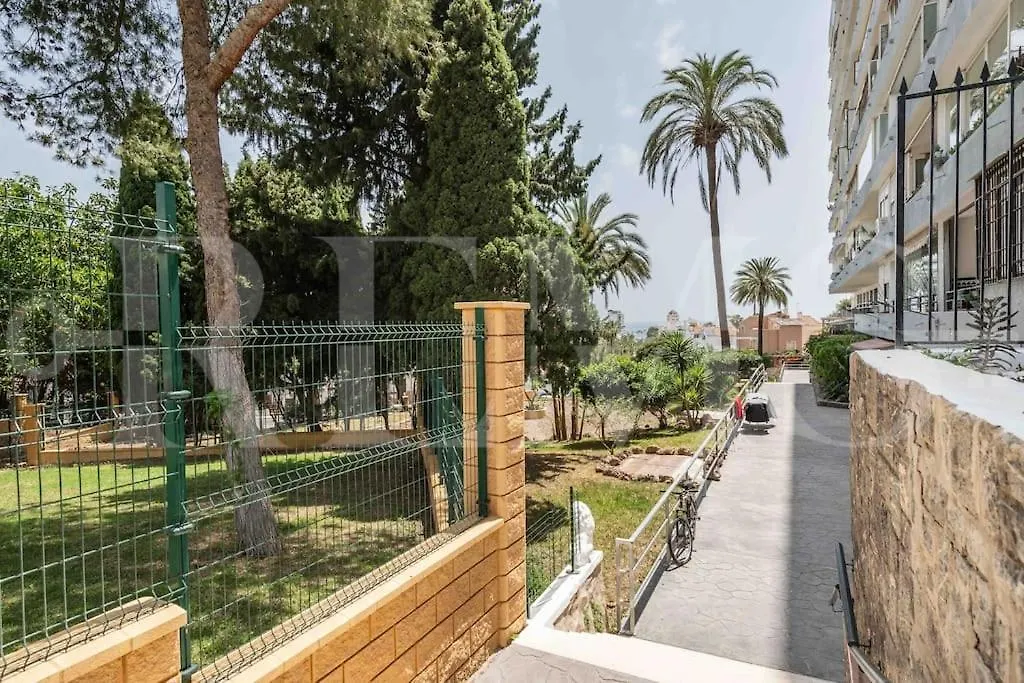 Swimming Pool & Terrace Near The Beach By Rems Torremolinos Appartement